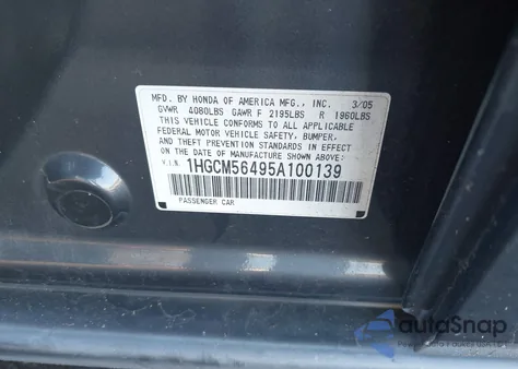 2005 Honda Accord 2.4 Lx z USA, uszkodzony, nr VIN 1HGCM56495A100139